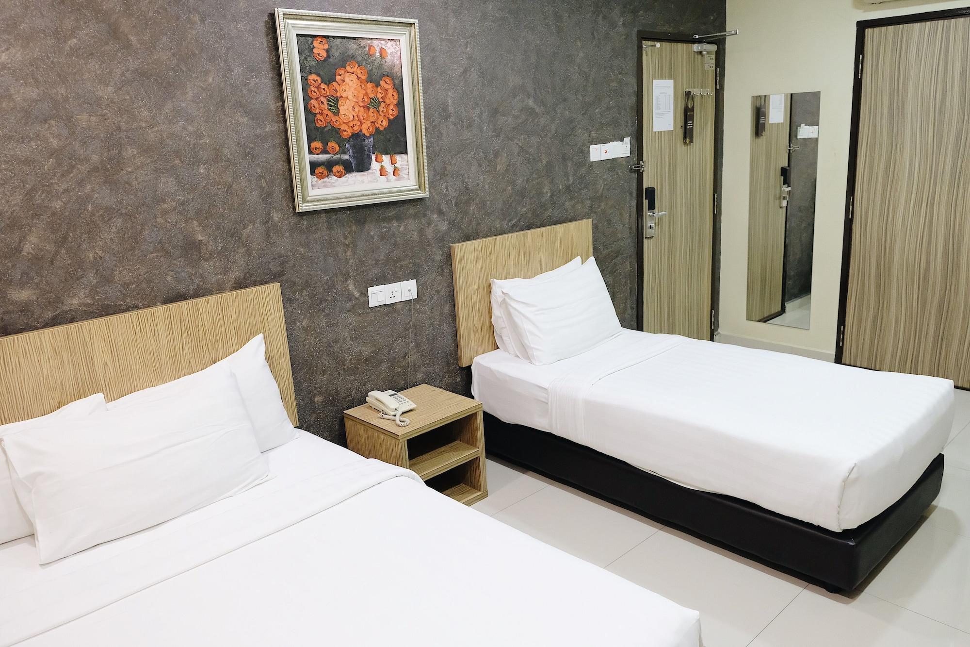 Era Plus Hotel Seri Kembangan Exterior foto